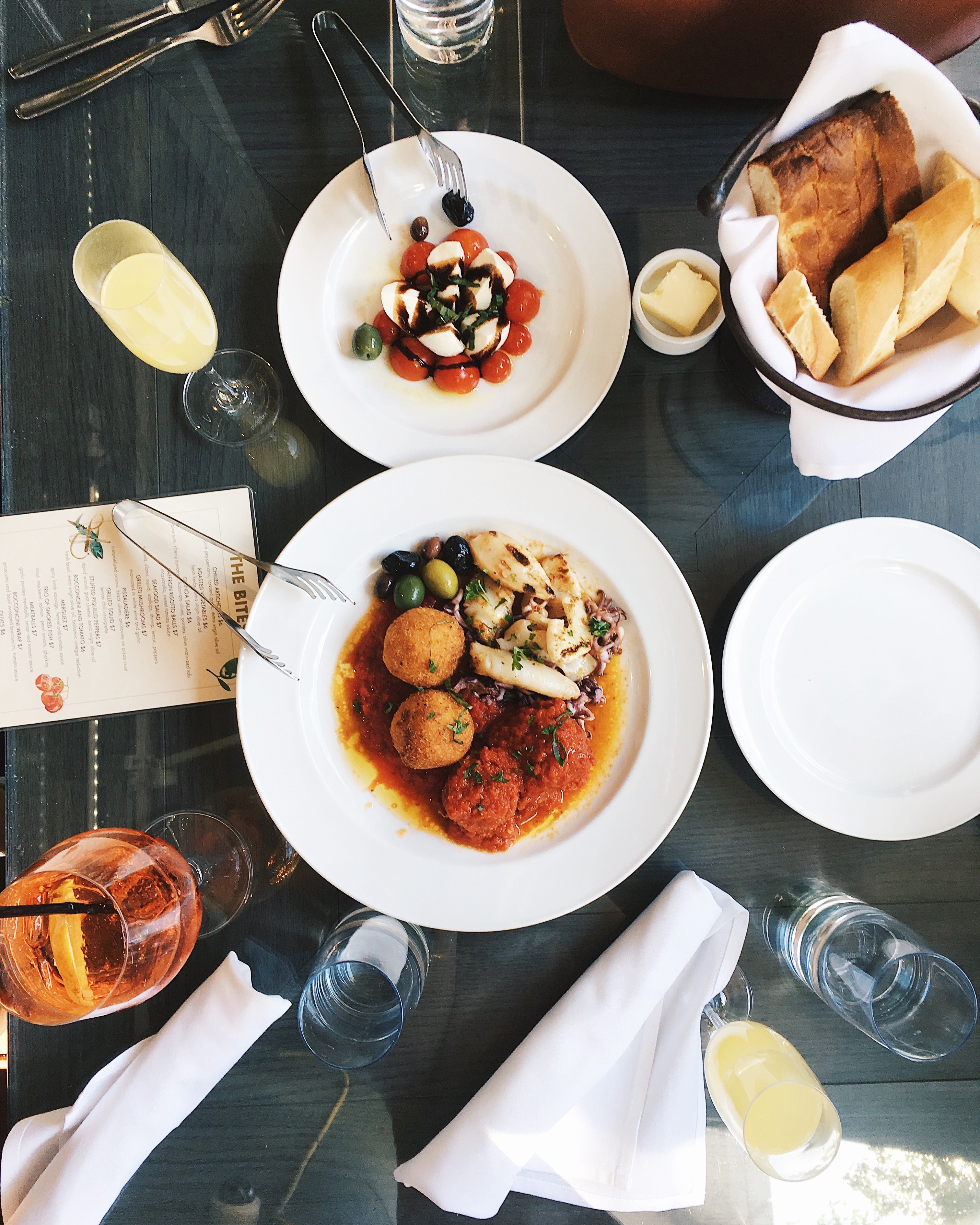 Plat du menu du restaurant  «La note enchantée» - L'ambiance est animée (présence de musiciens). Parfait pour les repas d'affaires.